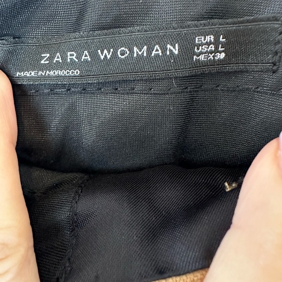 Zara Pleated Wide Leg Camel Trousers. Waist is approximately 29 inches - Picture 7 of 13